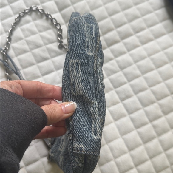 Balenciaga Denim crossbody Bag - Picture 7 of 8